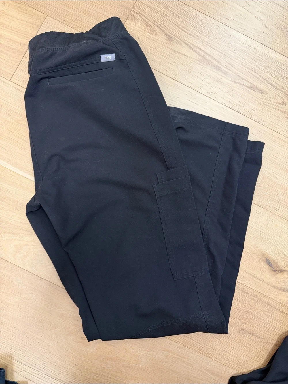 Figs Men's Black Cargo Scrub Pants with Utility Pocket